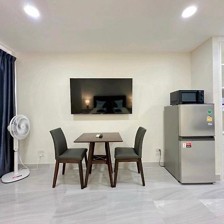 Studio Apartment Diana Estate Condominium Pattaya Exterior photo