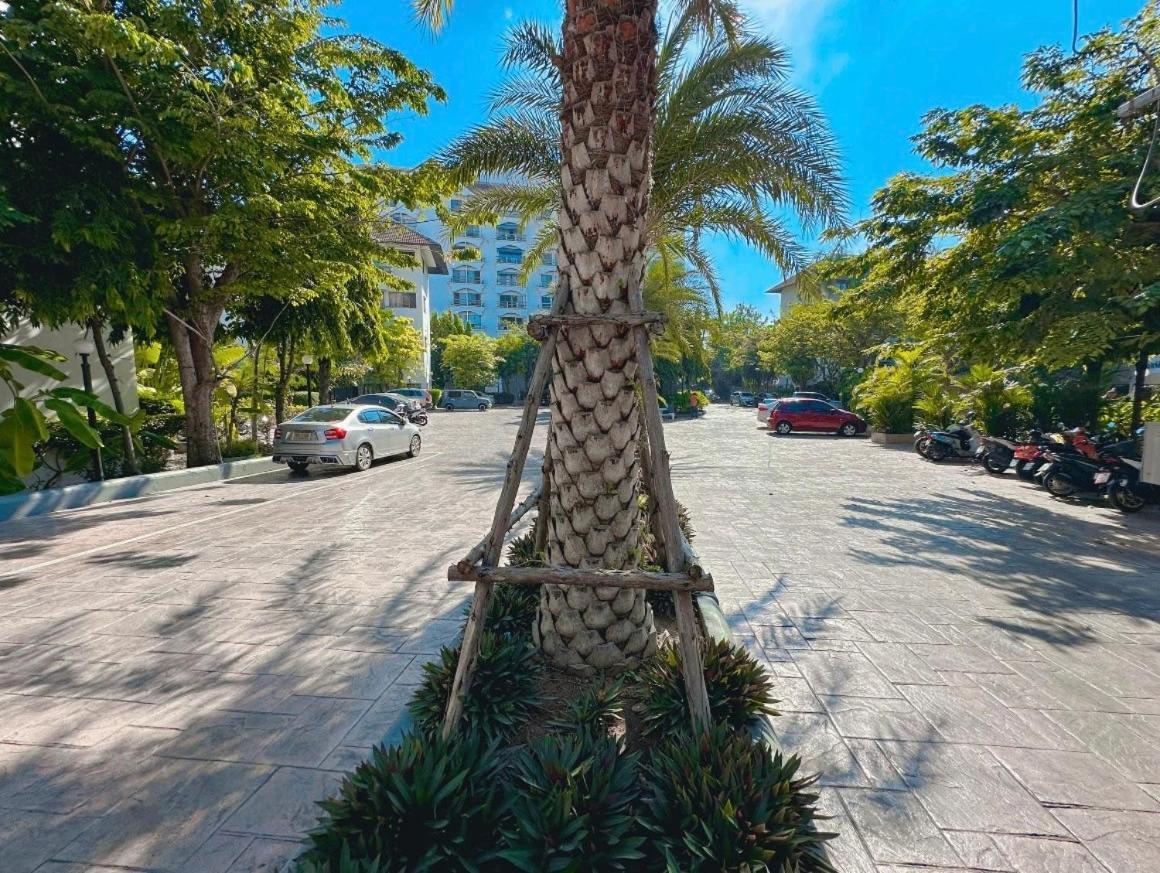 Studio Apartment Diana Estate Condominium Pattaya Exterior photo