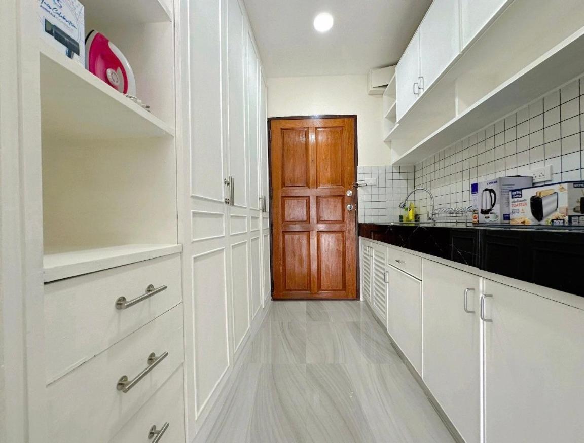 Studio Apartment Diana Estate Condominium Pattaya Exterior photo